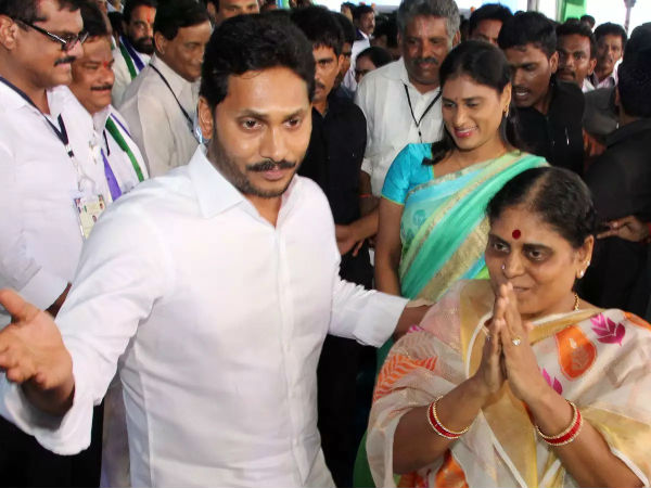 உற்சாக வரவேற்பு உற்சாக வரவேற்பு