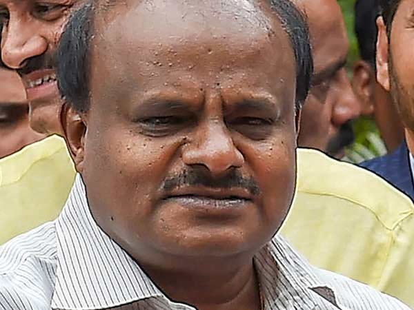 காலை பேசினார் 