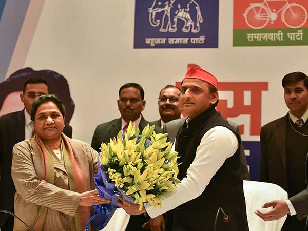 பகுஜன்-சமாஜ்வாதி போட்டி பகுஜன்-சமாஜ்வாதி போட்டி