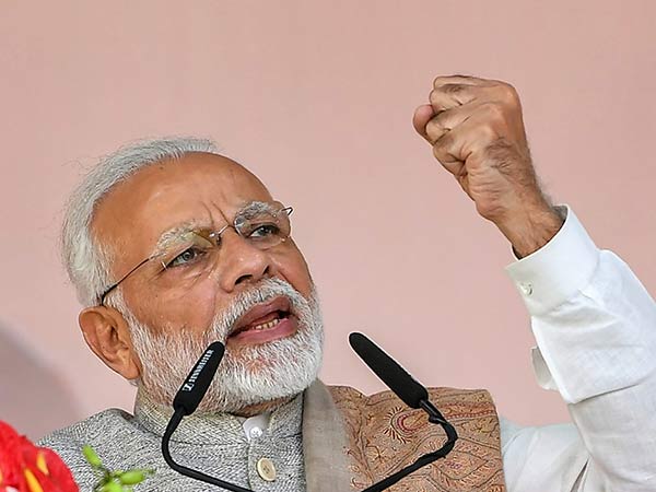 No.1 Corrupt Rajiv Gandhi, does not have any stains on Me Says Narendra Modi No.1 Corrupt Rajiv Gandhi, does not have any stains on Me Says Narendra Modi