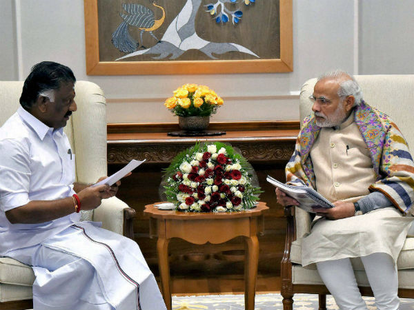 ஜெ. இடத்தில் மோடி 