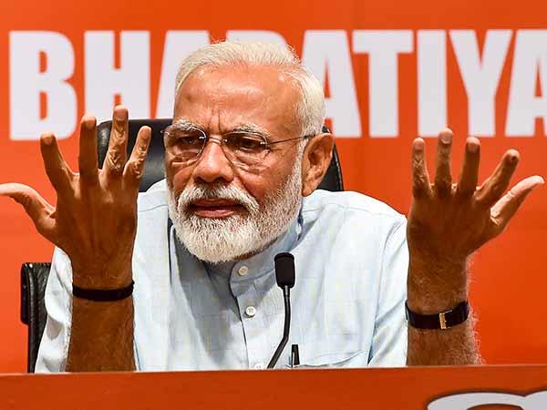 அர்த்தம் இருக்கிறது அர்த்தம் இருக்கிறது