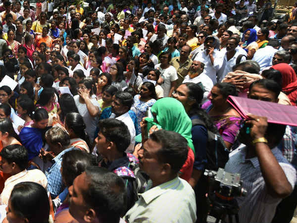 மாணவர்கள் குழப்பம் 