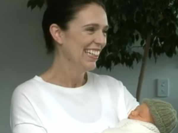 பெனாசிர் பூட்டோ 