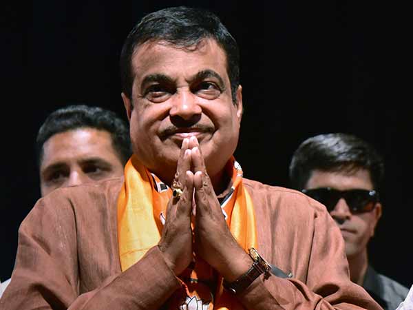 பிரதமராக நிதின் கட்காரி? பிரதமராக நிதின் கட்காரி?