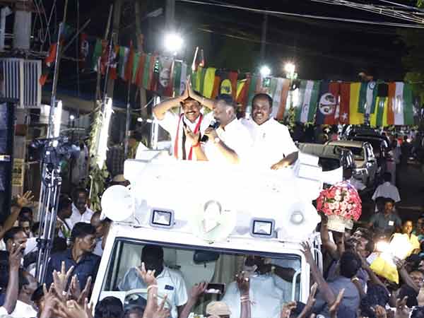 தொண்டர்கள் 