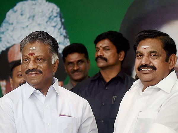 ஜெ இடம் நிரம்பவிலைல 