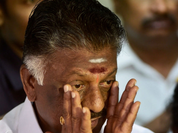தேனியில் கடும் போட்டி 