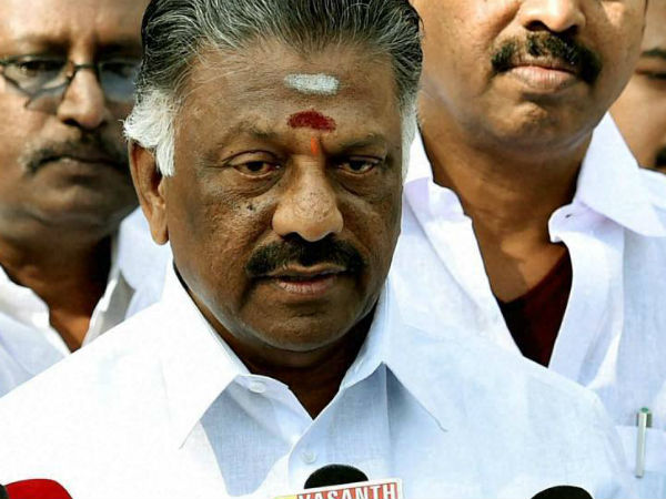 அதிமுக ஒருங்கிணைப்பாளர் 