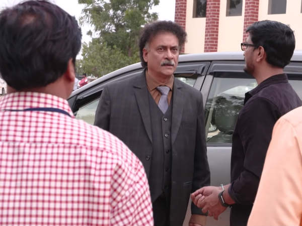 பவுர்ணமி காதல் 