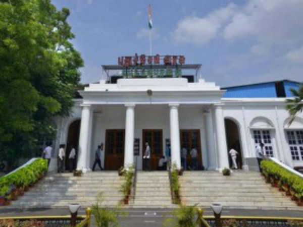 கர்நாடகாவின் புருஷோத்தமன்