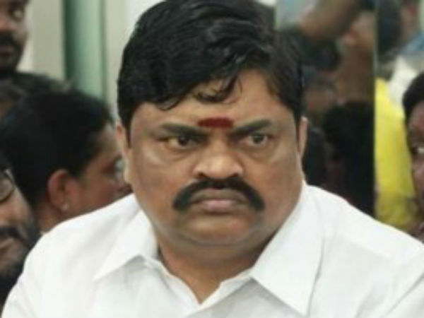 அமைச்சர் பதவி 