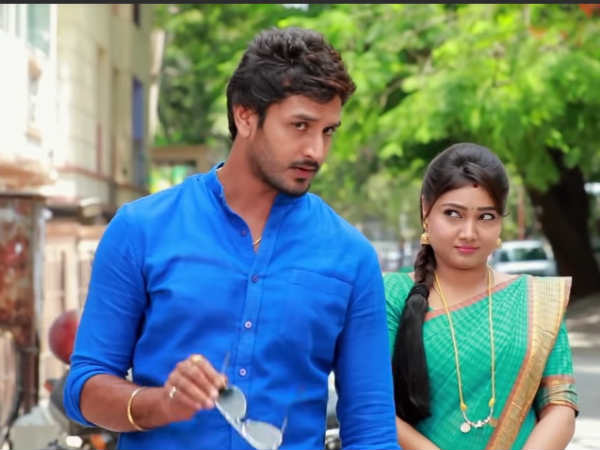 ஜோடியா பைக்ல 