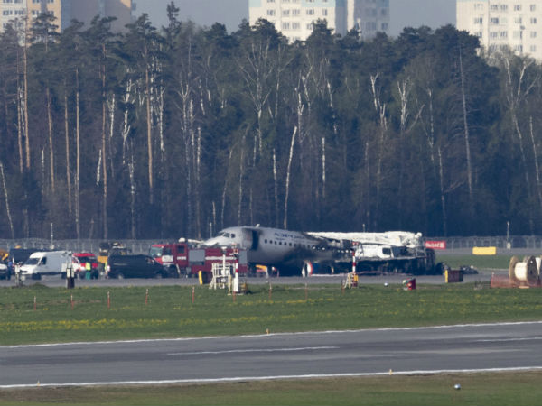 மின்னல் தாக்கியதே.. 