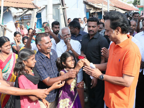 காவி உடை 