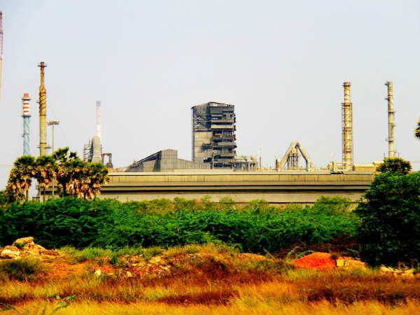 ஆறுதல் சொன்னோம் 