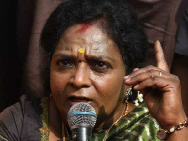 கமல் மீது தாக்கு 