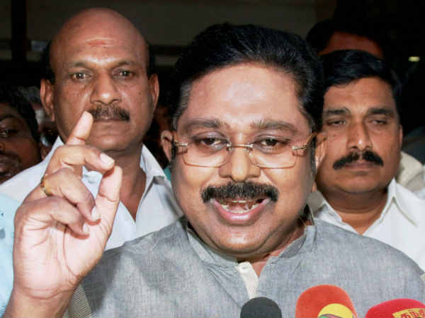 தினகரன் 