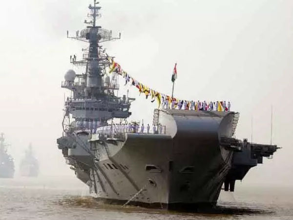 மவுனிகளாக அதிகாரிகள் 