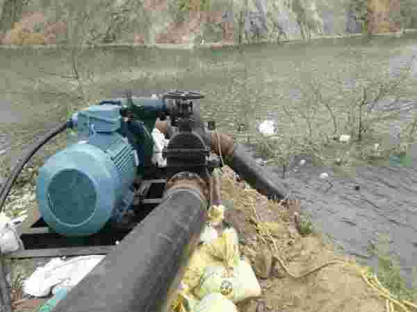 கல்குவாரி தண்ணீர் 