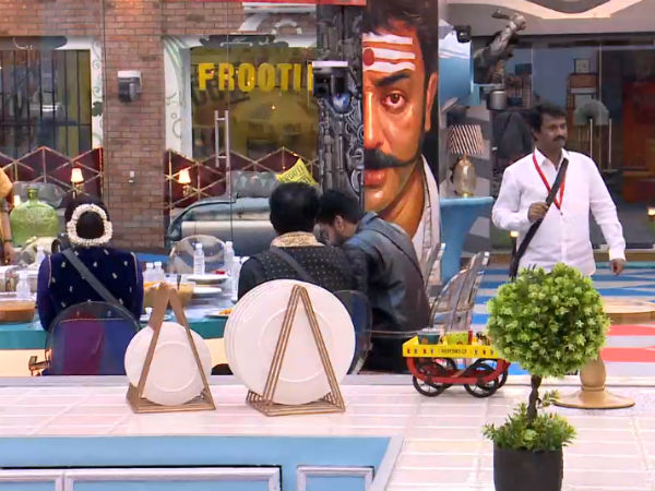 bigg boss 3 tamil day one episode attracts the viewers