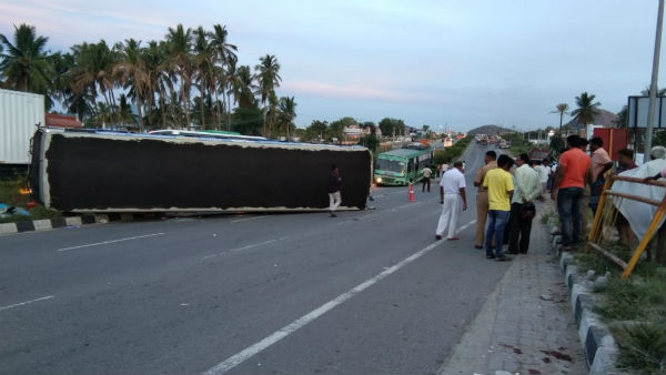 Accident near Hosur three killed including a female baby after a lorry hits 