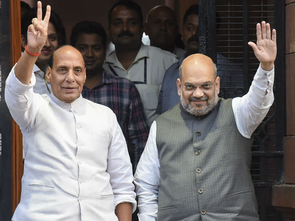 கொந்தளித்த ராஜ்நாத்சிங் 