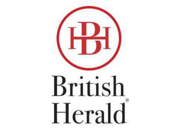 முன்பக்க அட்டையில் மோடி படம் 