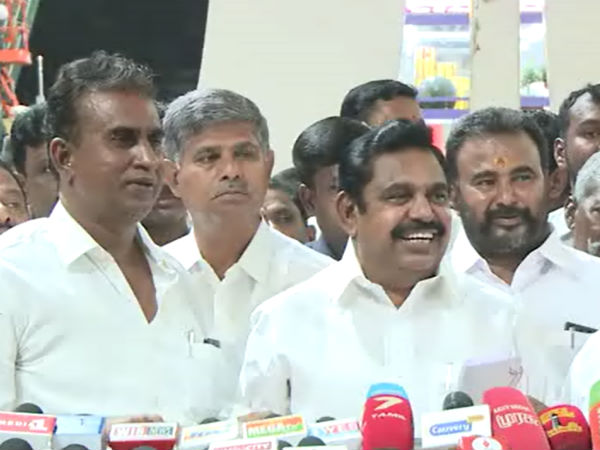 காவிரி நீரை திறக்கும் 