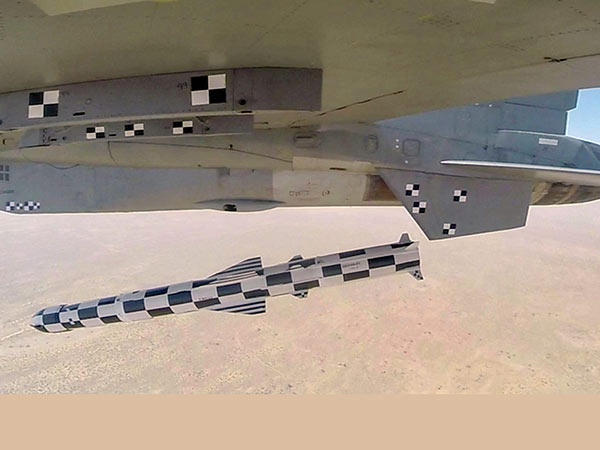 Indias high-speed supersonic BrahMos missile test successful 