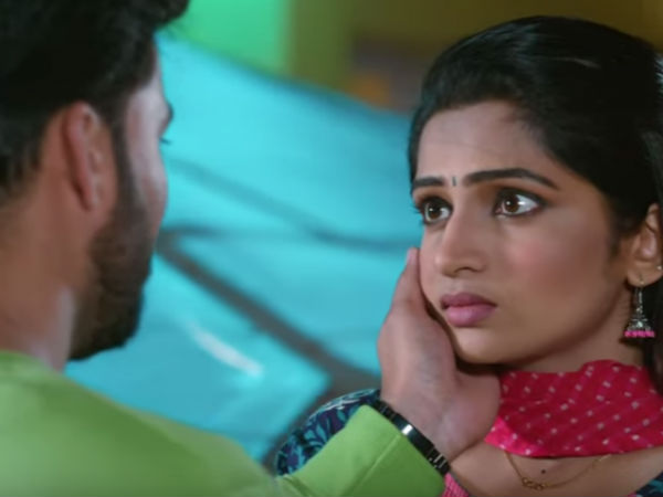இருங்க இப்படியே 