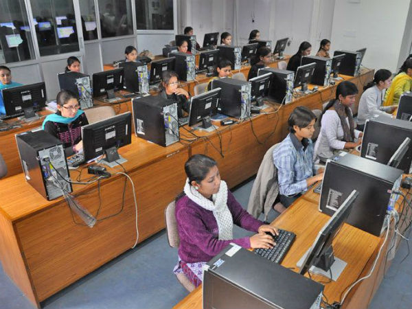 META NEET Academy is helping students to enter into medical with juts a pass mark