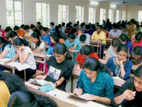  நீட் தேர்விலிருந்து விலக்கு