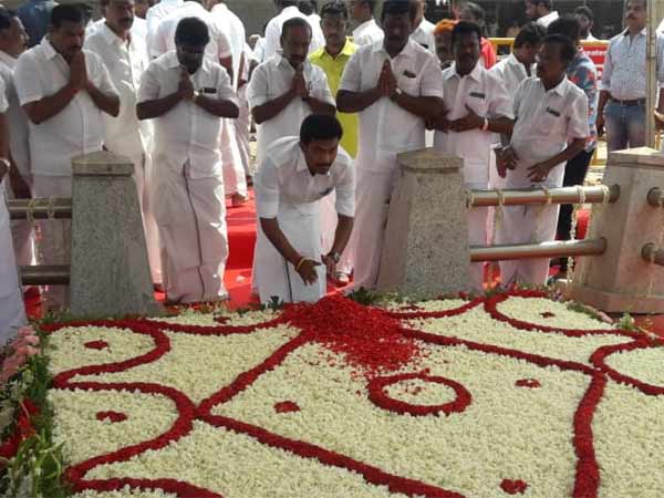 தேனி வெற்றி 