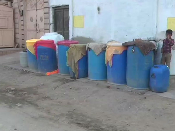 வினோதம் 