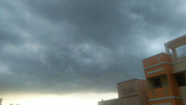 Mild rainfall in Chennai and surrounding areas. Due to the enveloping clouds 