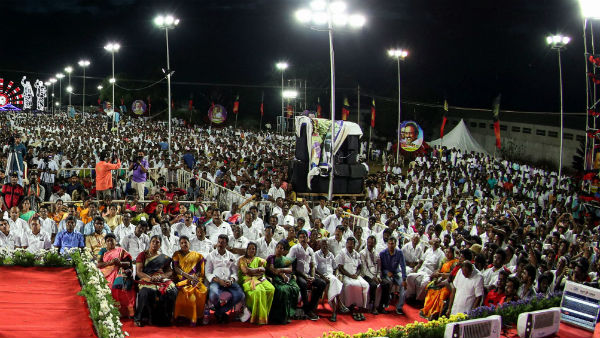 அதிமுகவில் பல அணிகள் 
