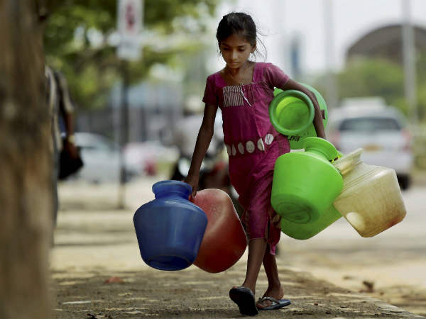 அத்தியாவசிய பணிகள் 