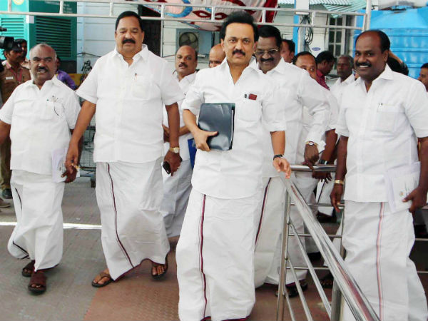 சபாநாயகருக்கு எதிரான தீர்மானம் 