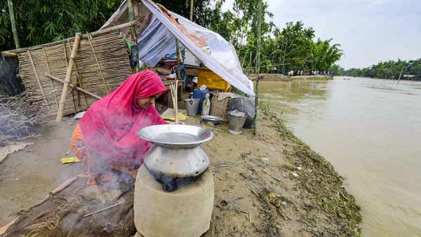 6 people have lost their lives in Assam Floods, 21 dist affected 