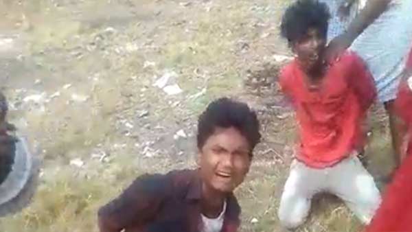 போடு முட்டியை 