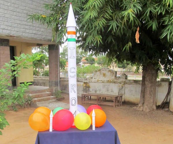 School Students praises Indian scientists 