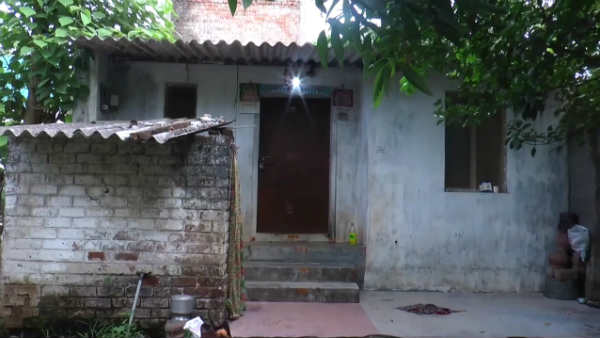 உறவினர்கள் கண்ணீர்