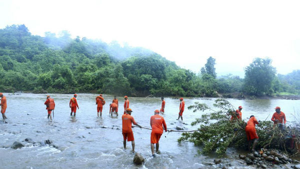 8 மணி நேரத்தில் 8 மீட்டர் உயர்வு 