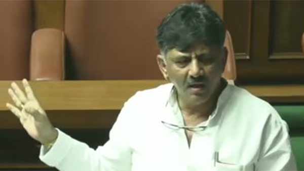 BJP, Congress workers clash in Bangalore 