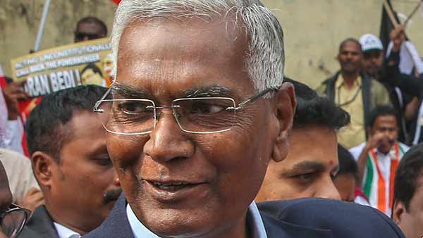 ஒரே கட்சியாக இடதுசாரிகள் 