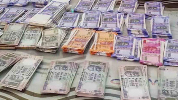 போலீசாரிடம் வாக்குமூலம் 