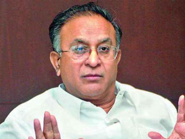 அம்பானிக்கு குடைச்சல் 