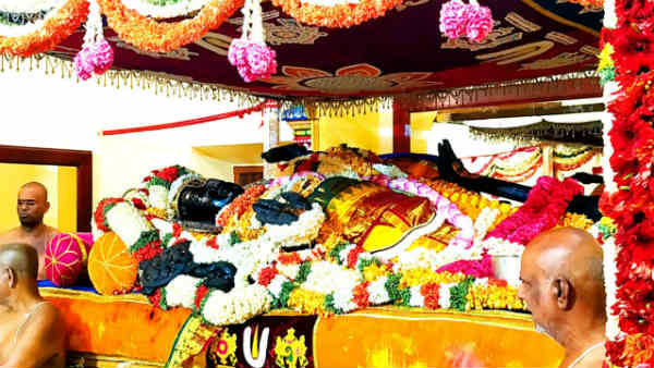 சஹஸ்ரநாம அர்ச்சனை முன்பதிவு