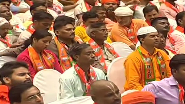 Prime Minister Narendra Modi inaugurated the program to add new members to the BJP. 
